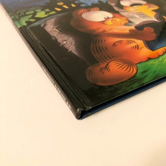 Vintage 1990 Garfields Scary Tales Book Grosset and Dunlap - Picture 3 of 16